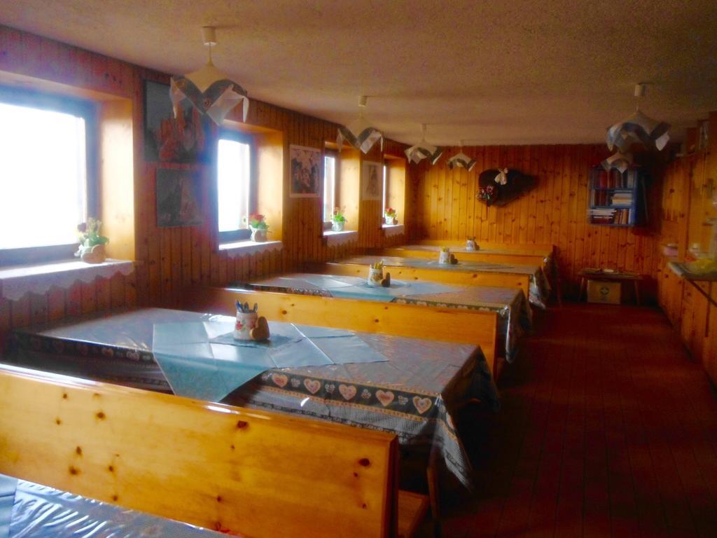 Rifugio Velo Della Madonna San Martino Di Castrozza Exterior foto