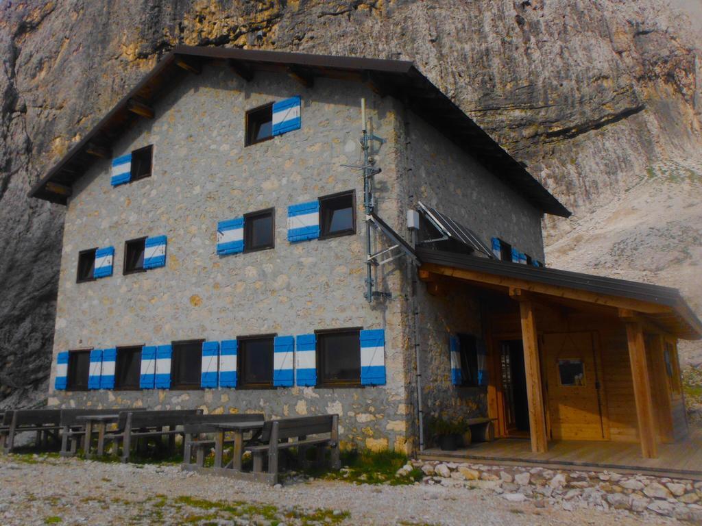 Rifugio Velo Della Madonna San Martino Di Castrozza Exterior foto